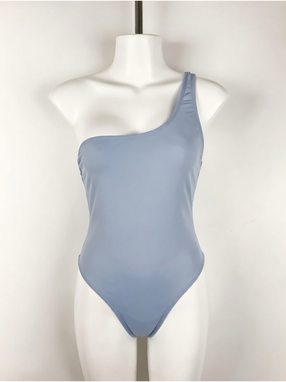 New Andie Nantucket Swim Suit in Pool Blue..Never worn.